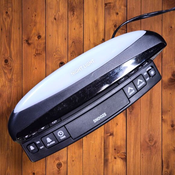 Sharp Digital Alarm Clock SPC1225 LED Display Nightlight Snooze Works Great - Picture 4 of 10